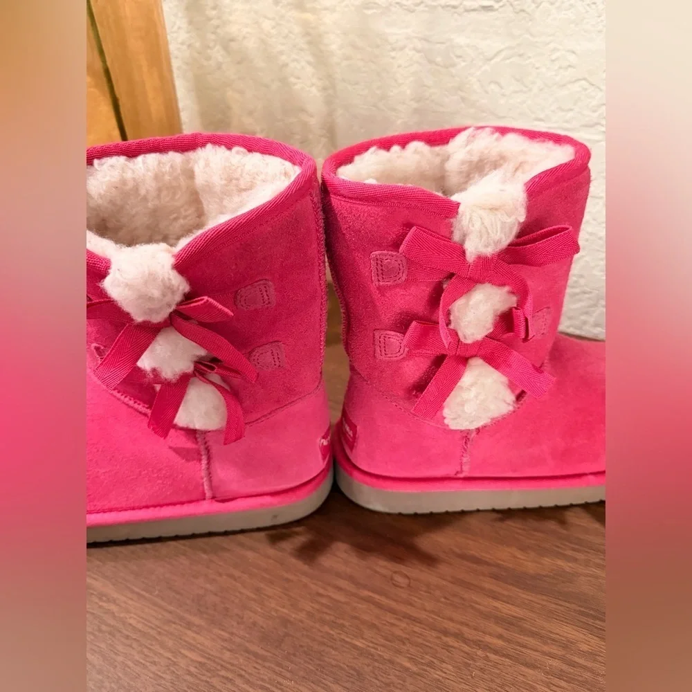 Koolaburra by UGG Victoria Short Boots girls size 3 #1019372